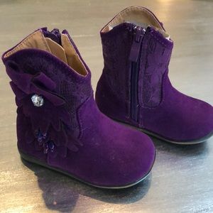 Kids boots